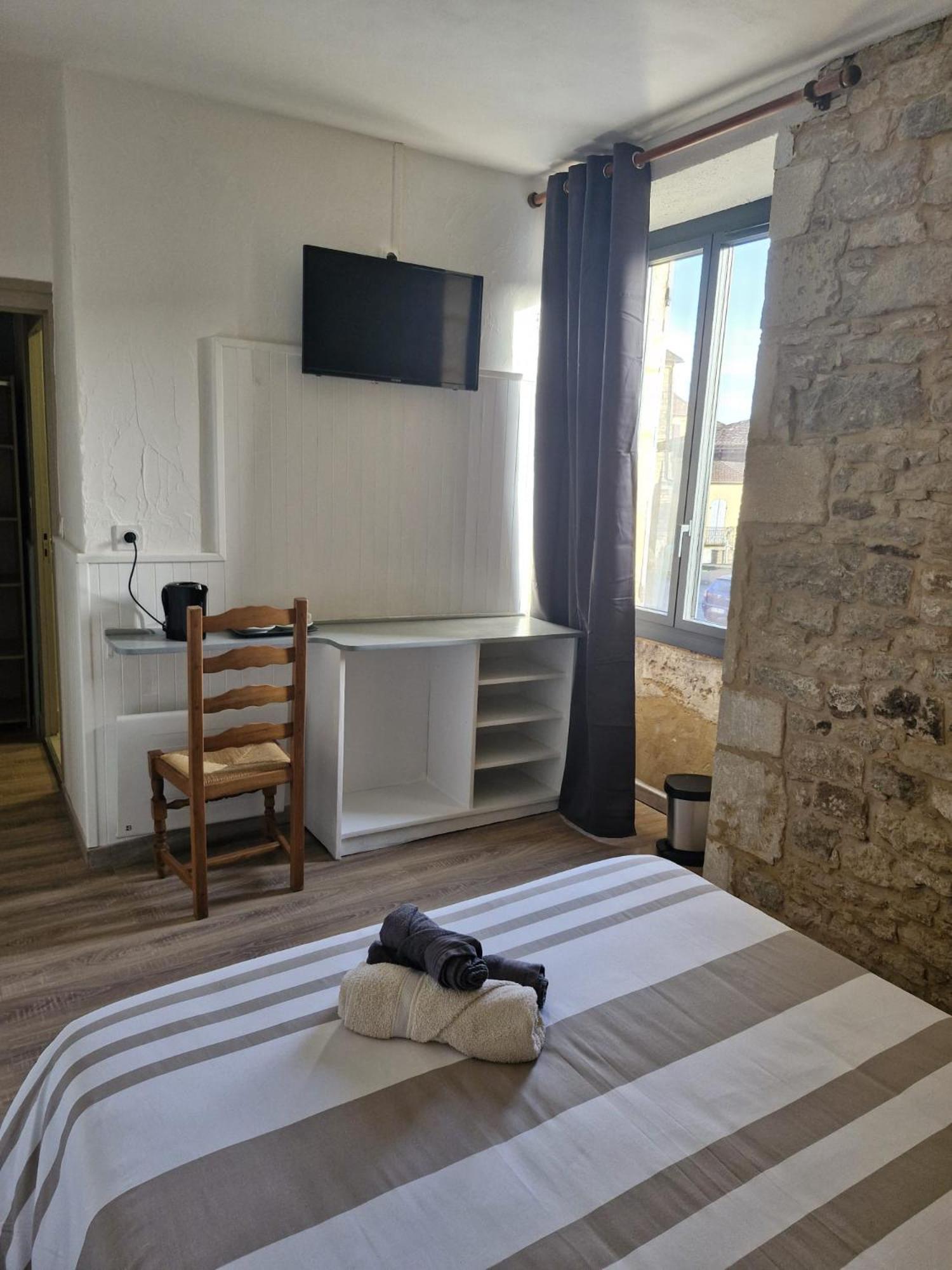 Eden Auberge Villefranche-du-Perigord Bagian luar foto