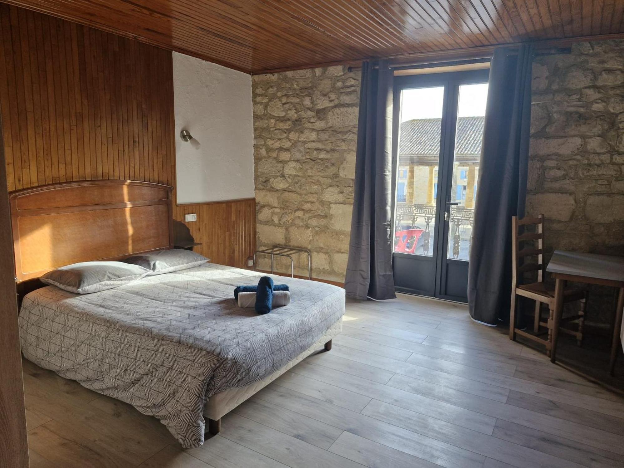 Eden Auberge Villefranche-du-Perigord Bagian luar foto